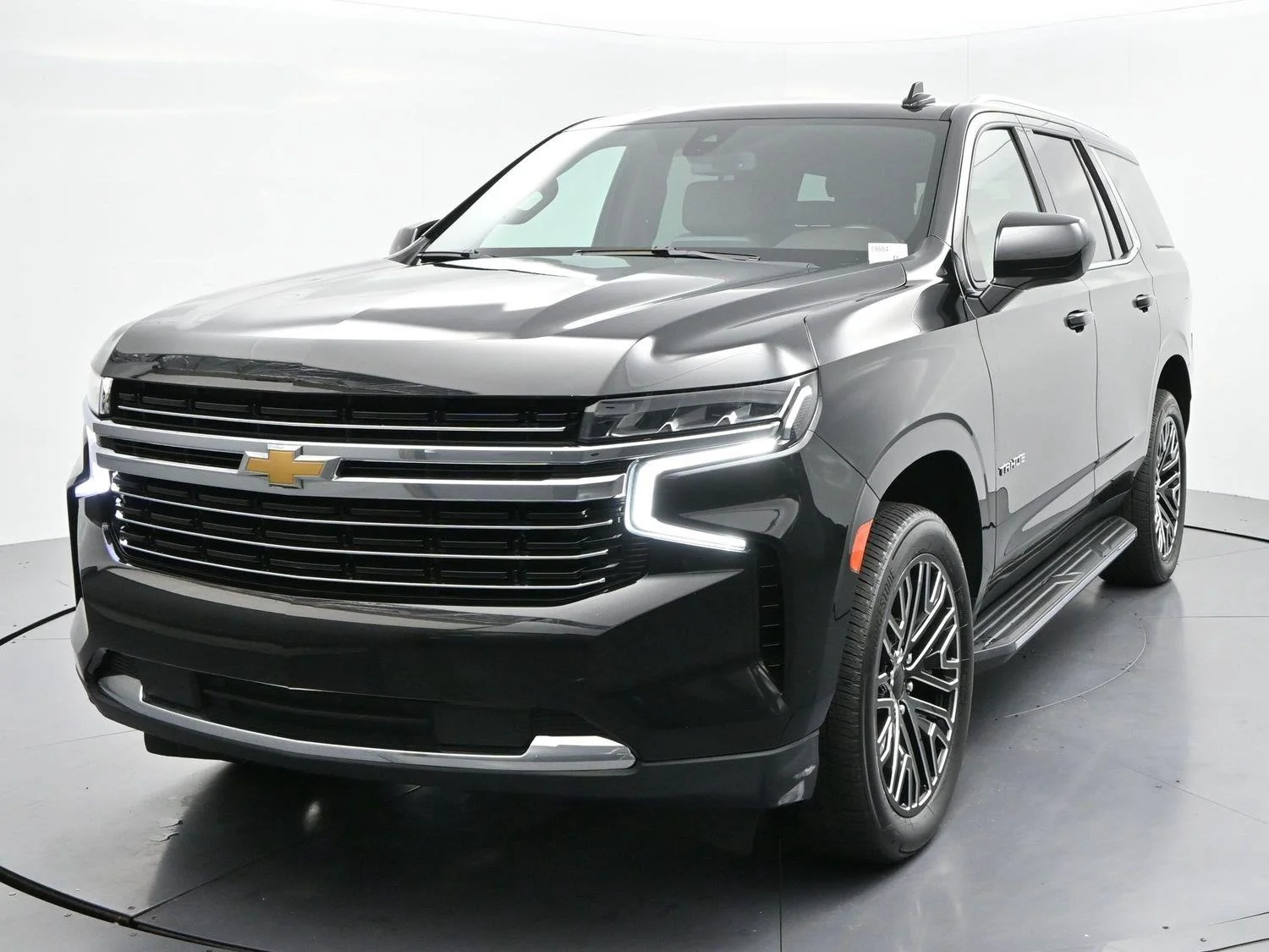 Used 2021 Black Chevrolet LT image 3