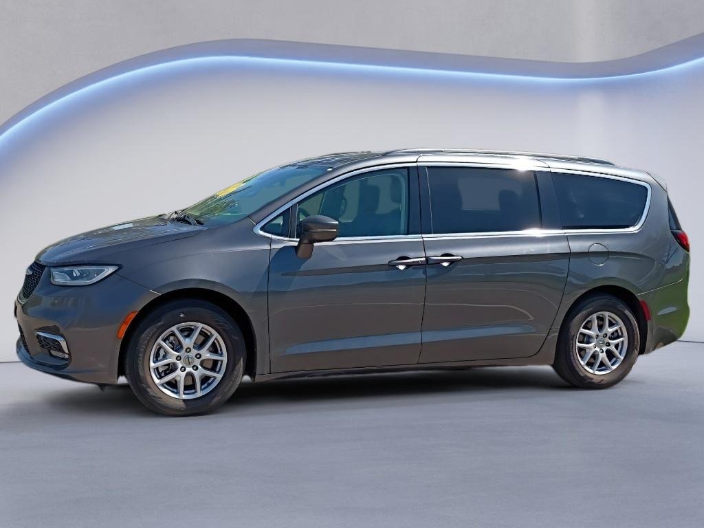 Used 2022 Granite Crystal Metallic Clearcoat Chrysler Touring L image 1