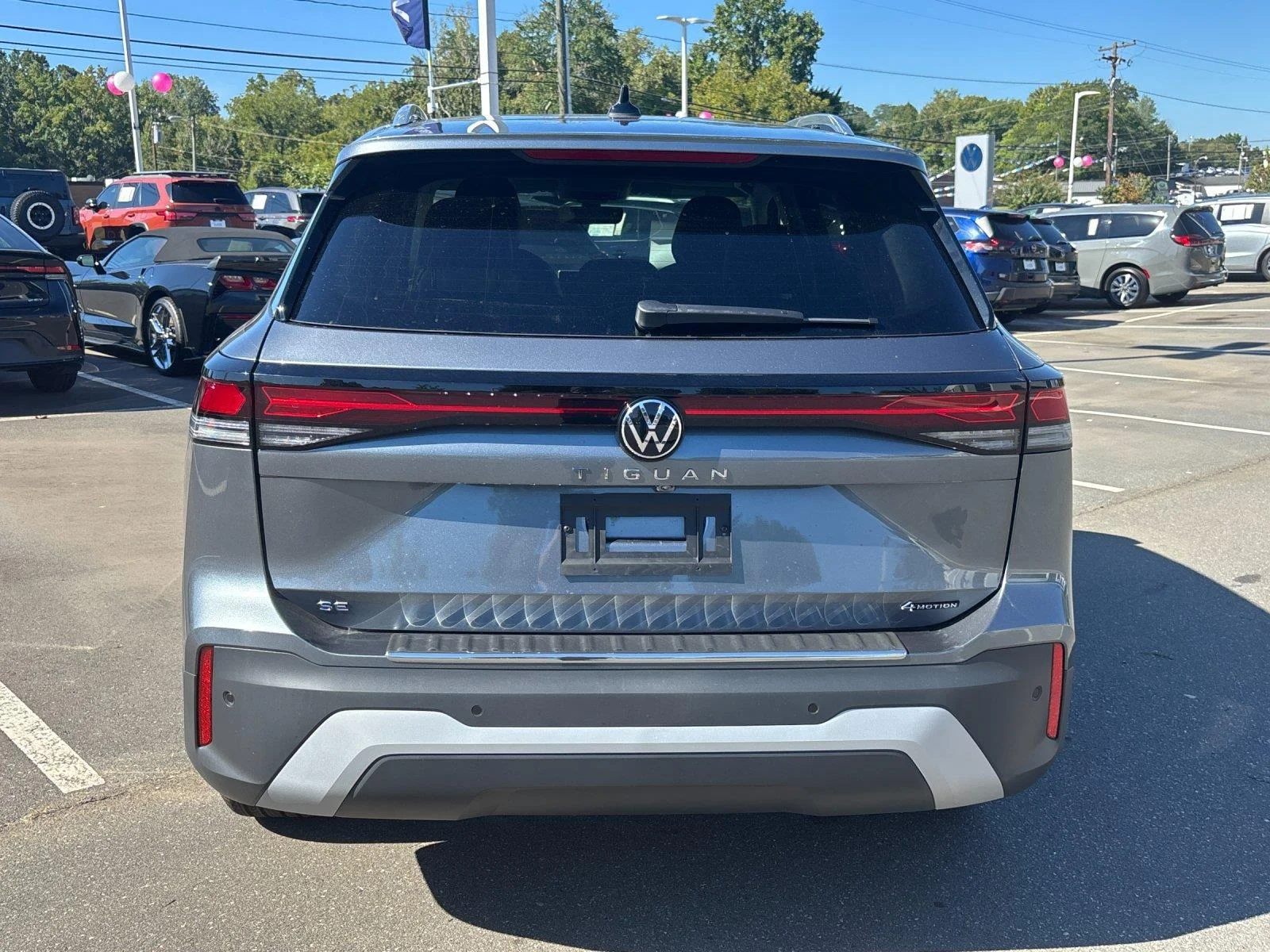 New 2026 Platinum Gray Metallic Volkswagen SE image 4