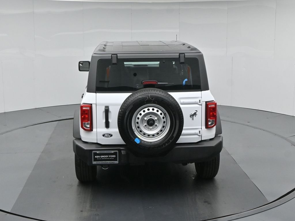 New 2026 Oxford White Ford Base image 39