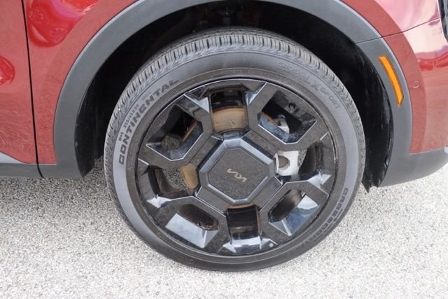 Used 2025 Red Kia X-Line SX Prestige image 15