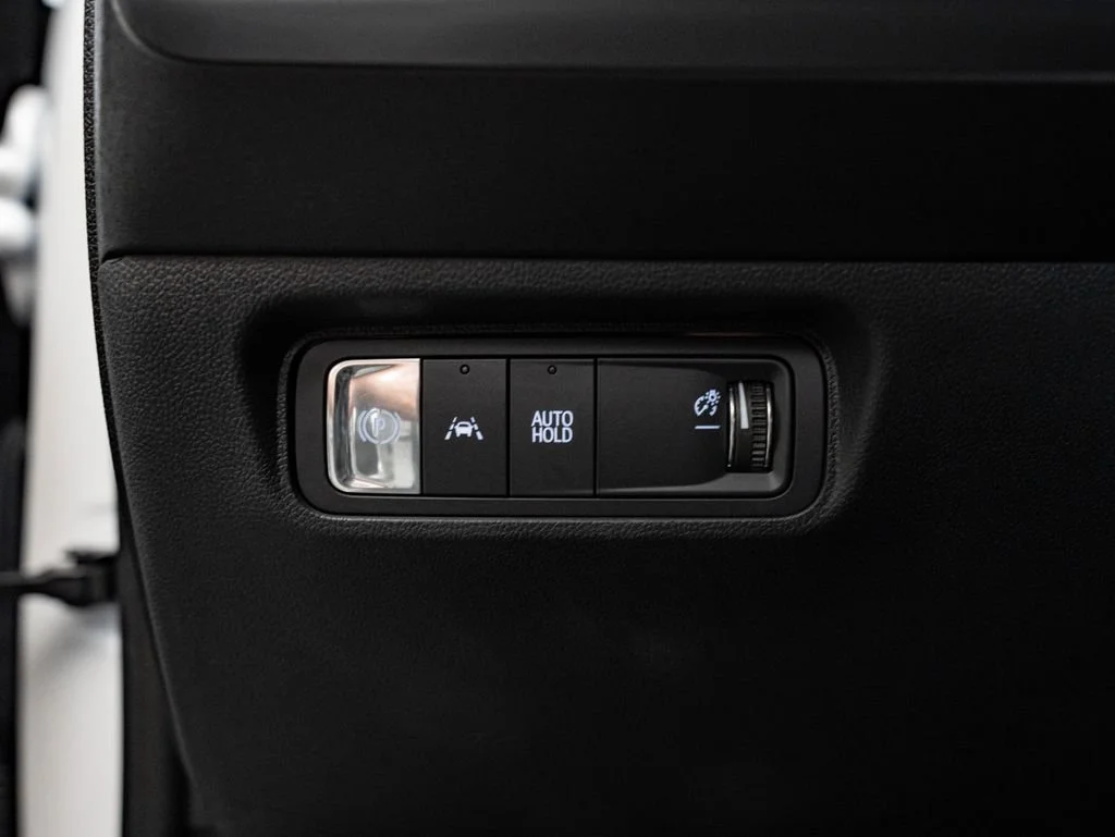 Used 2025 Snowfall Pearl Honda Touring image 41