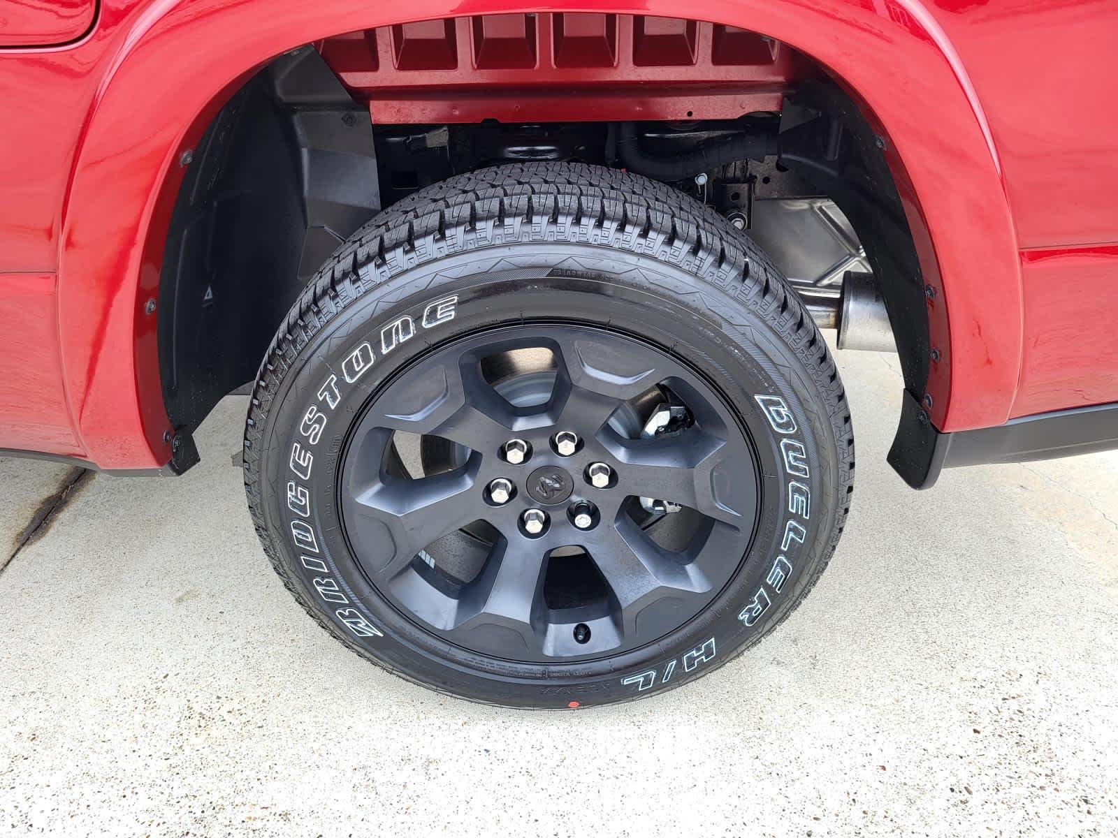 New 2026 Molten Red Pearl-Coat Exterior Paint RAM Lone Star image 21