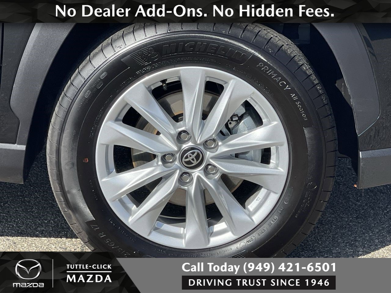 Used 2025 JET BLACK Toyota LE image 10