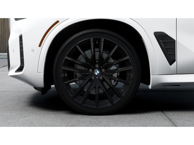New 2026 Alpine White BMW sDrive40i image 7