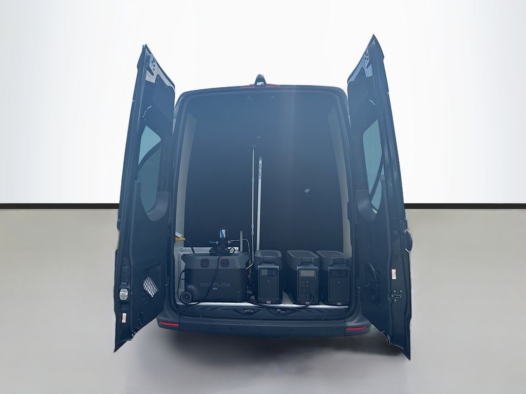 Used 2024 Jet Black Mercedes-Benz Cargo 170 WB image 26