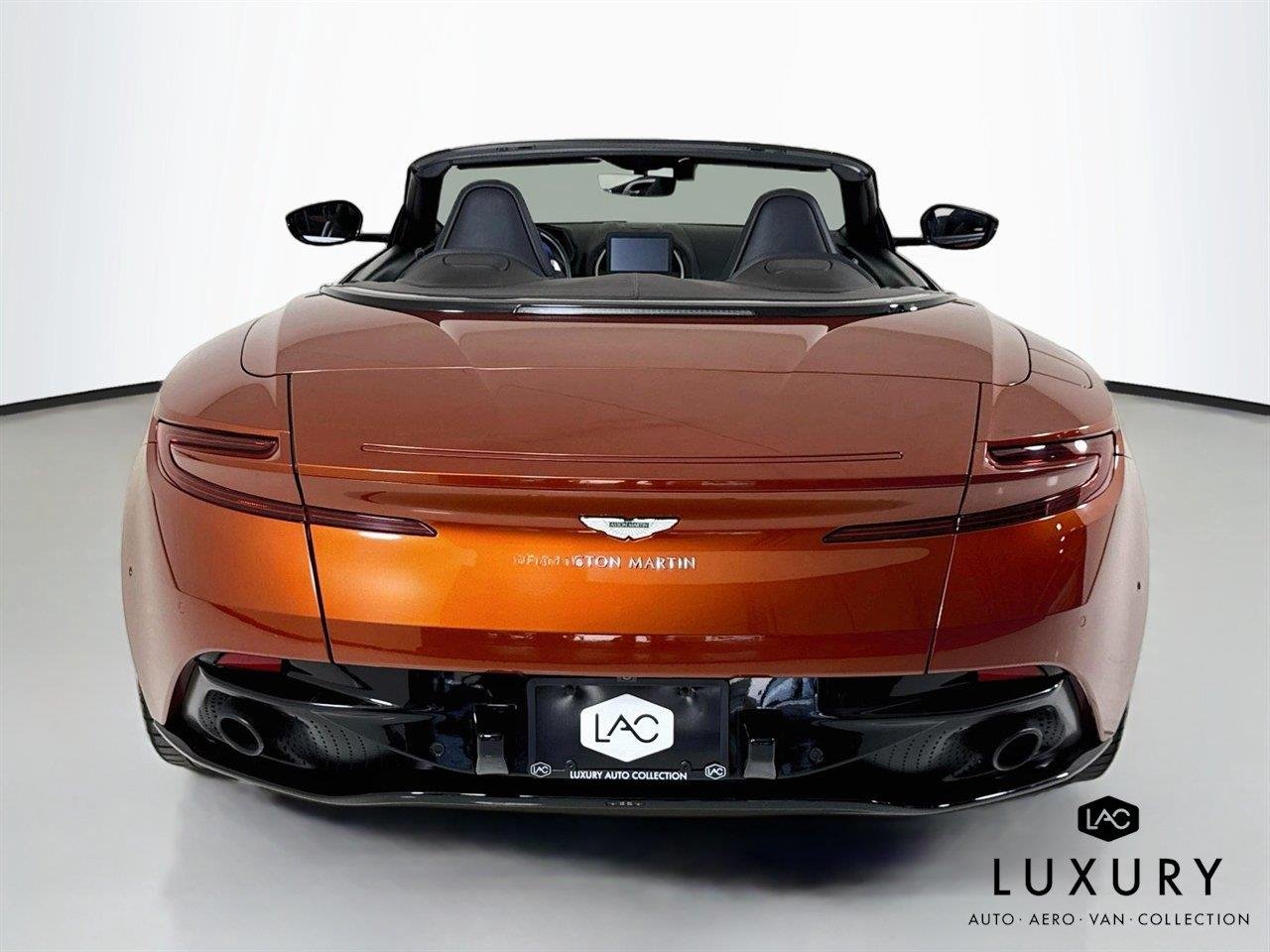 Used 2019 Cinnabar Orange Aston Martin Volante image 7