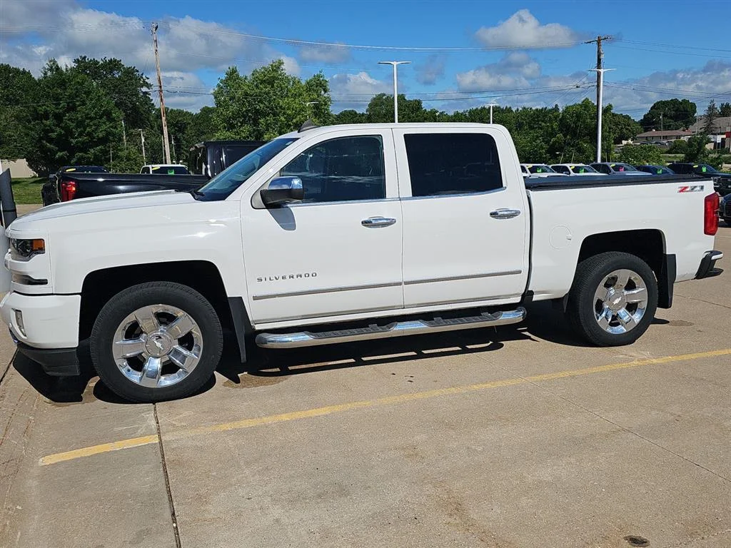Used 2016 Chevrolet Silverado 1500 LTZ with VIN 3GCUKSEC9GG325231 for sale in Winona, Minnesota