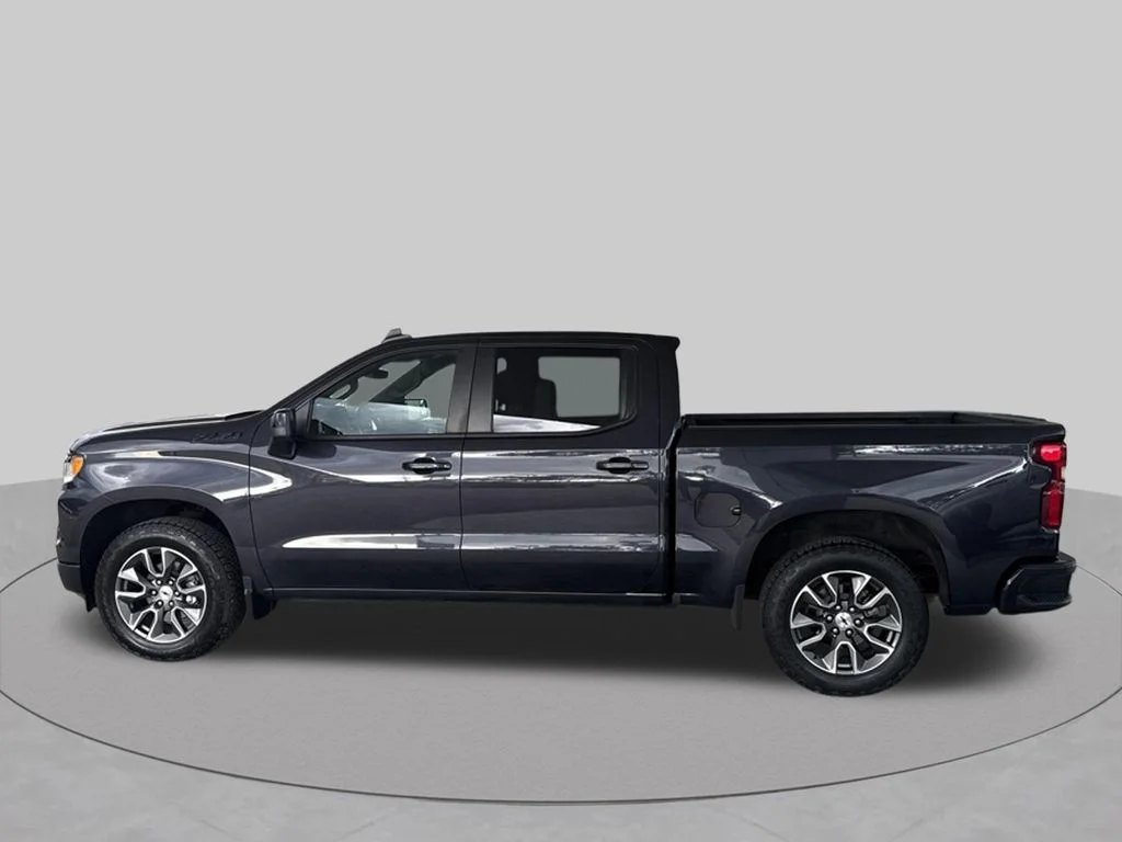 Used 2023 Ash Chevrolet RST image 4