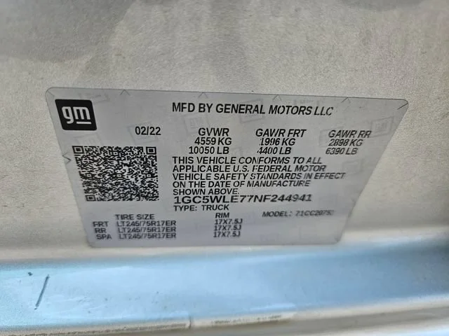 Used 2022 SILVER ICE METALLIC Chevrolet Work Truck image 30