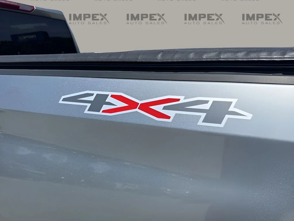 Used 2024 Gray Chevrolet Custom image 30