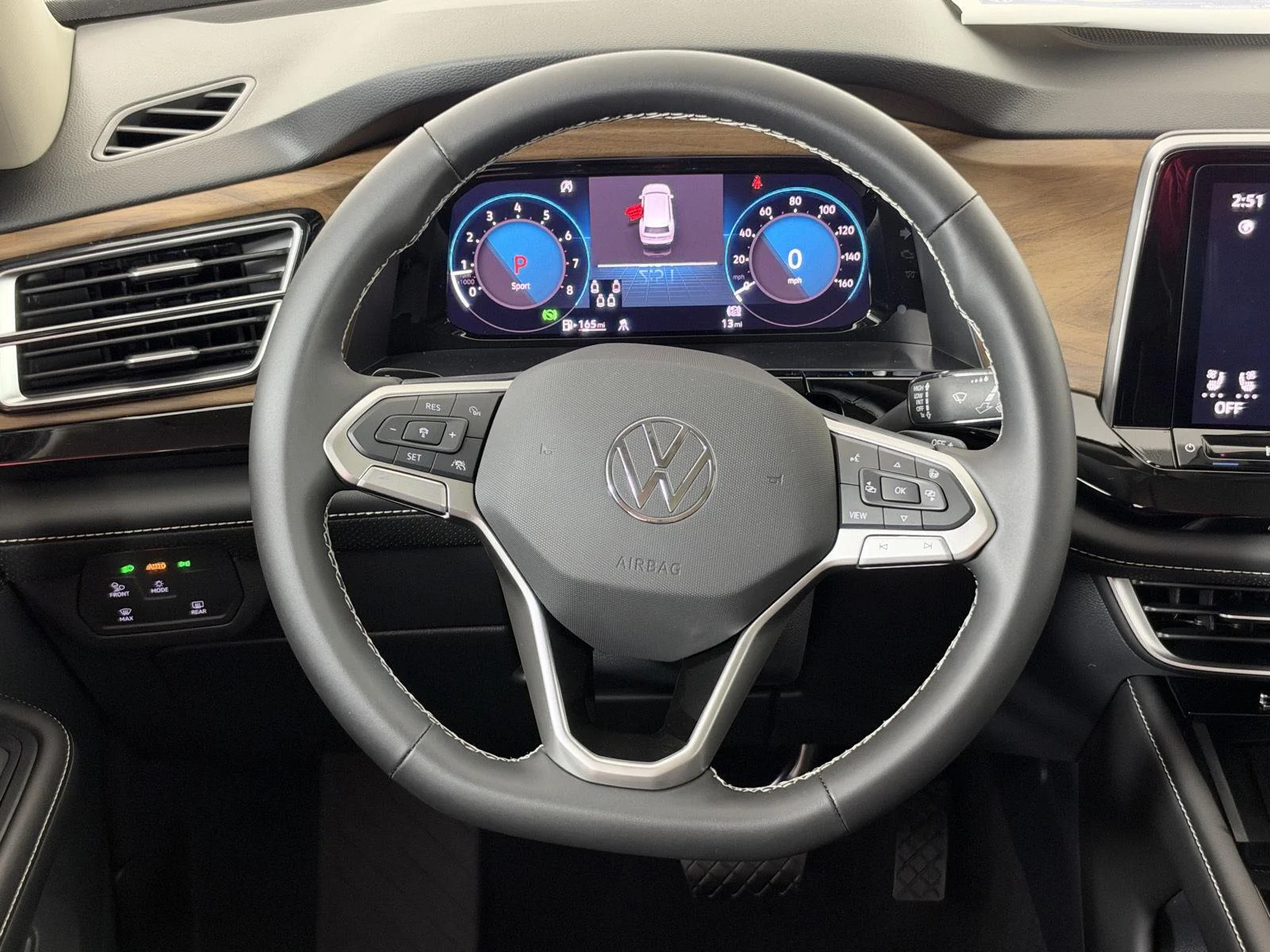 New 2026 Deep Black Pearl Volkswagen 2.0T SE w/Technology image 27