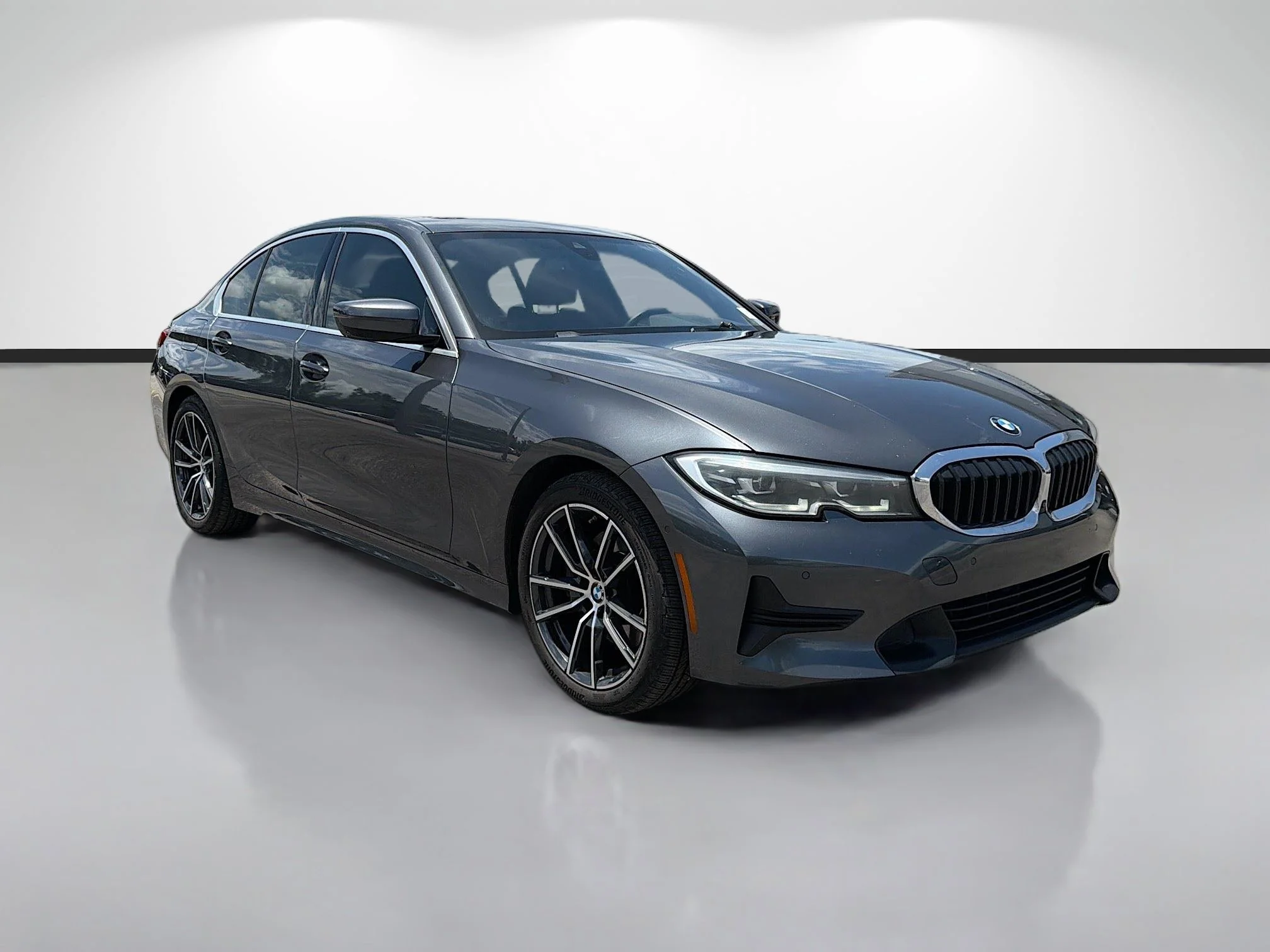 Used 2021 Mineral Grey Metallic BMW 330i image 1