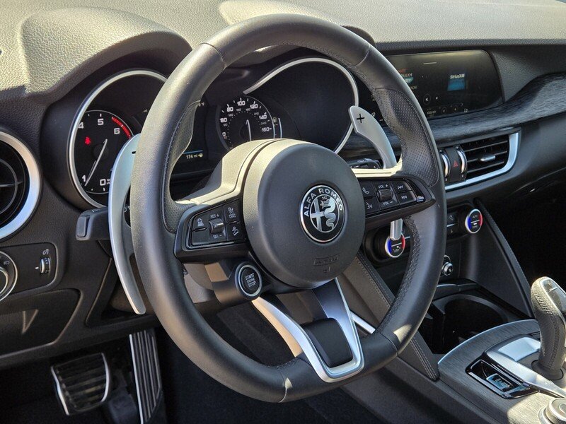 Used 2023 Black Metallic Alfa Romeo SPRINT AWD image 18