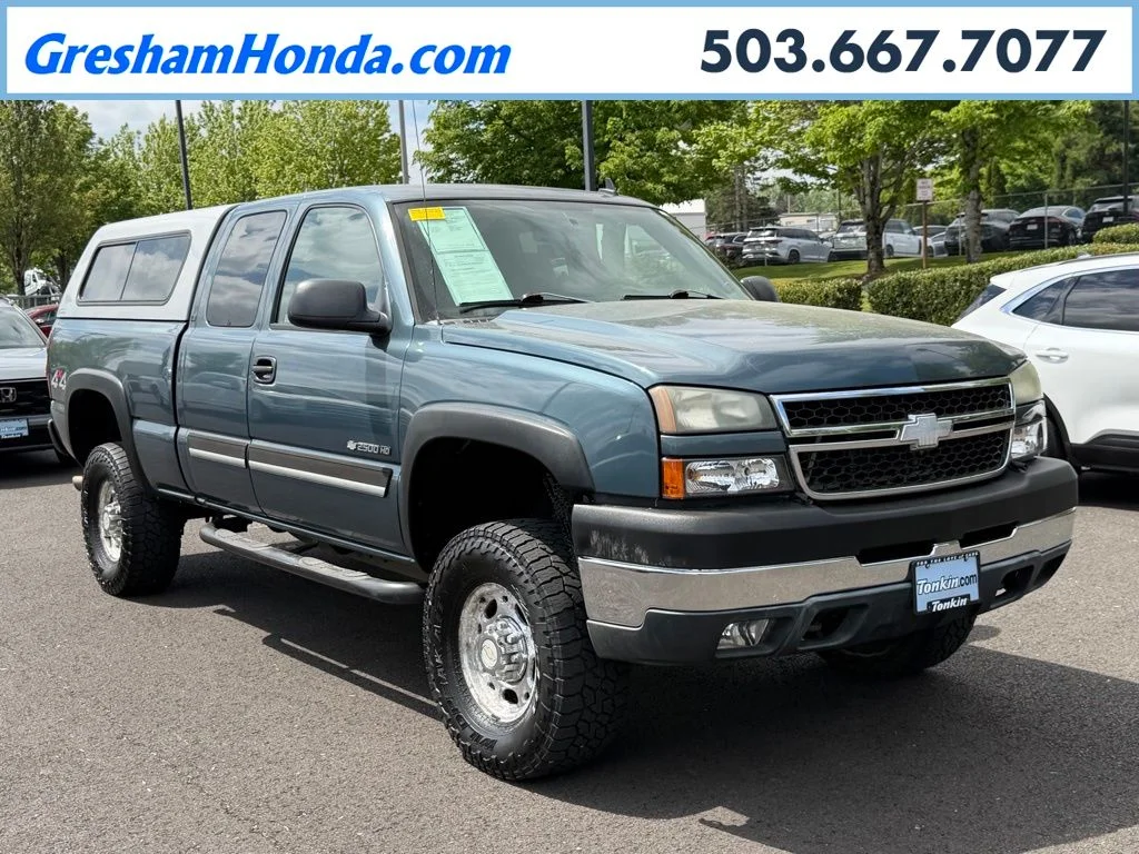 2006 Chevrolet Silverado HD LT2 4WD Extended Cab SWB's photo
