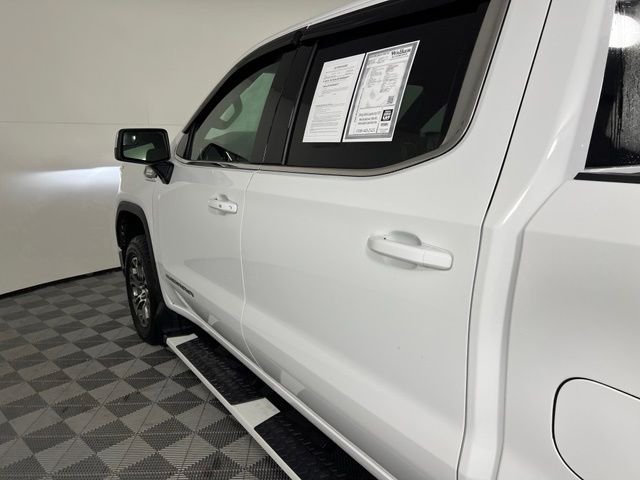 Used 2024 White GMC SLE image 10