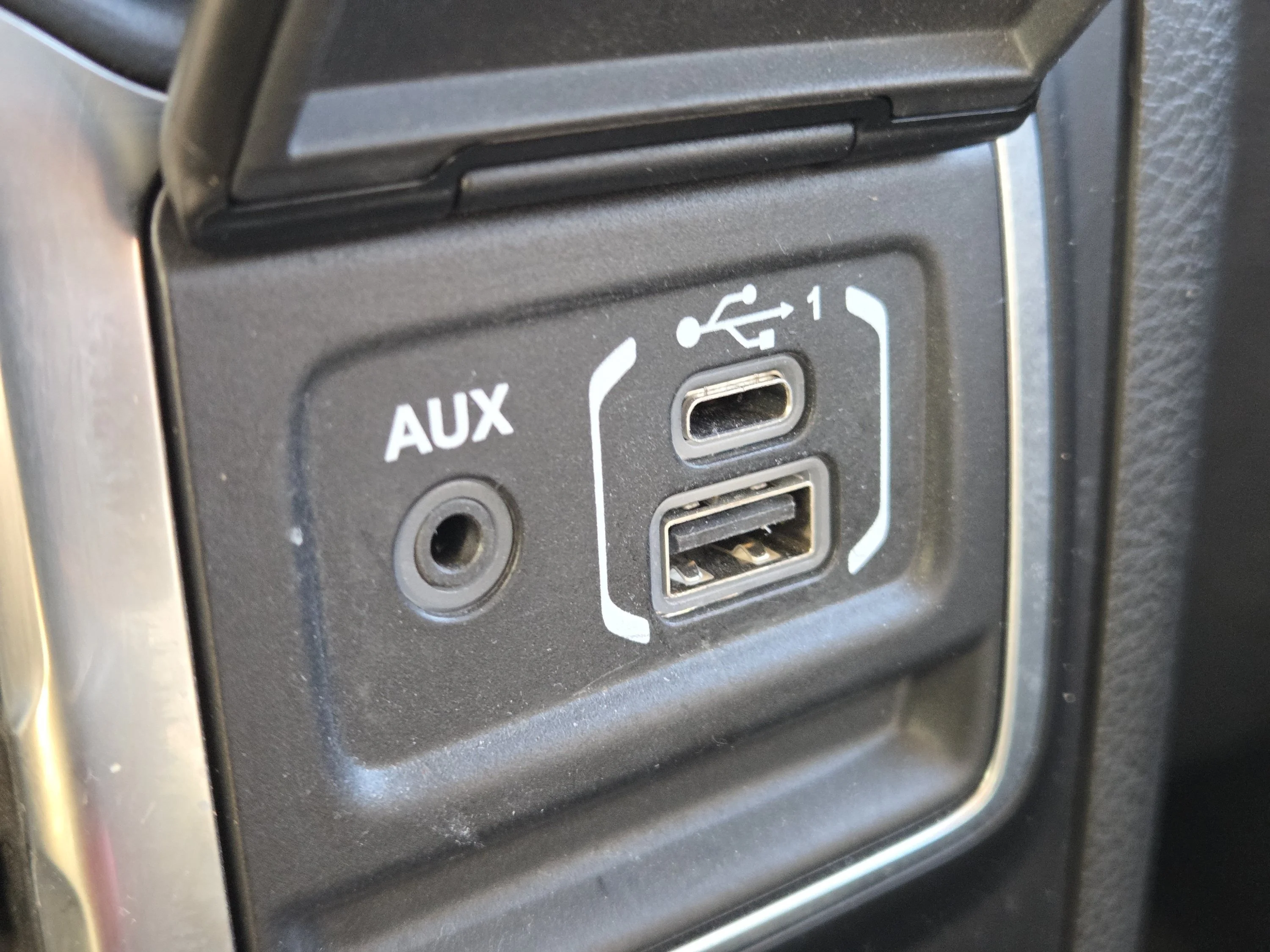 Used 2022 Black Clearcoat Jeep Unlimited Rubicon image 16