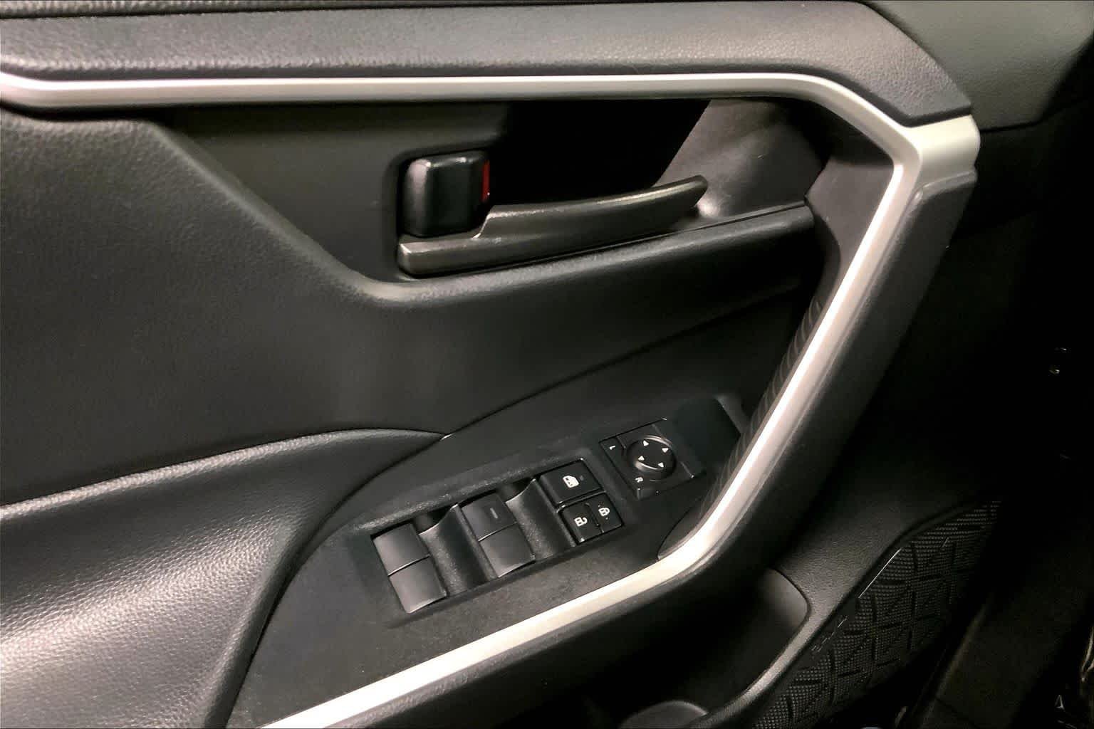 Used 2025 Midnight Black Metallic Toyota Hybrid LE image 36