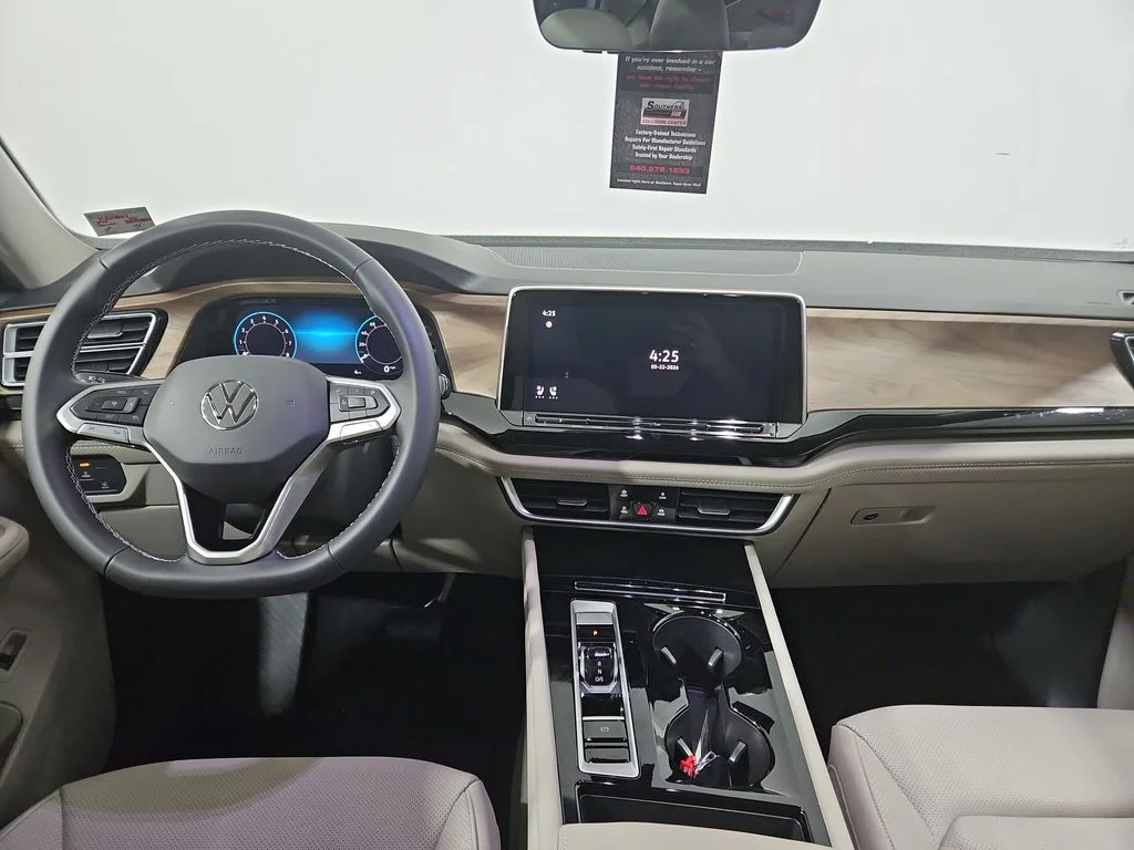 New 2026 White/off-white Volkswagen 2.0T SE w/Technology image 12