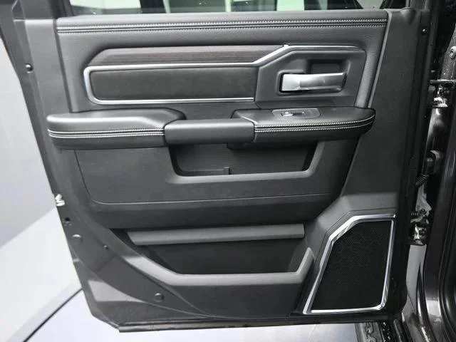 New 2026 Granite Crystal Metallic Clear-Coat Exterior Paint RAM LARAMIE image 26