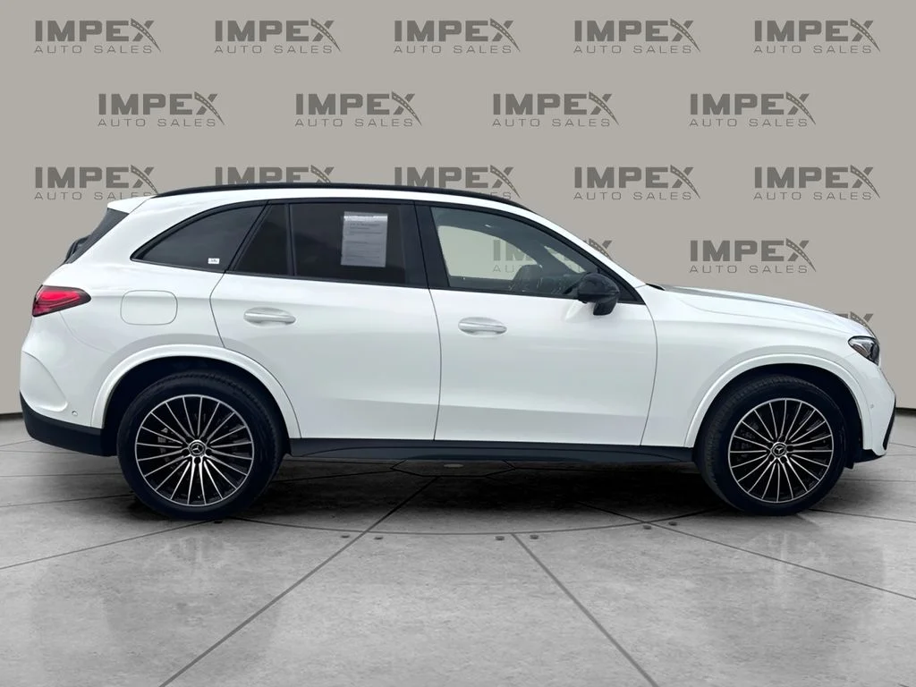 Used 2024 White Mercedes-Benz GLC 300 image 6