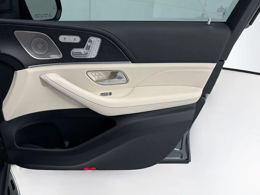 Used 2025 Gray Mercedes-Benz AMG® GLS 63 image 24