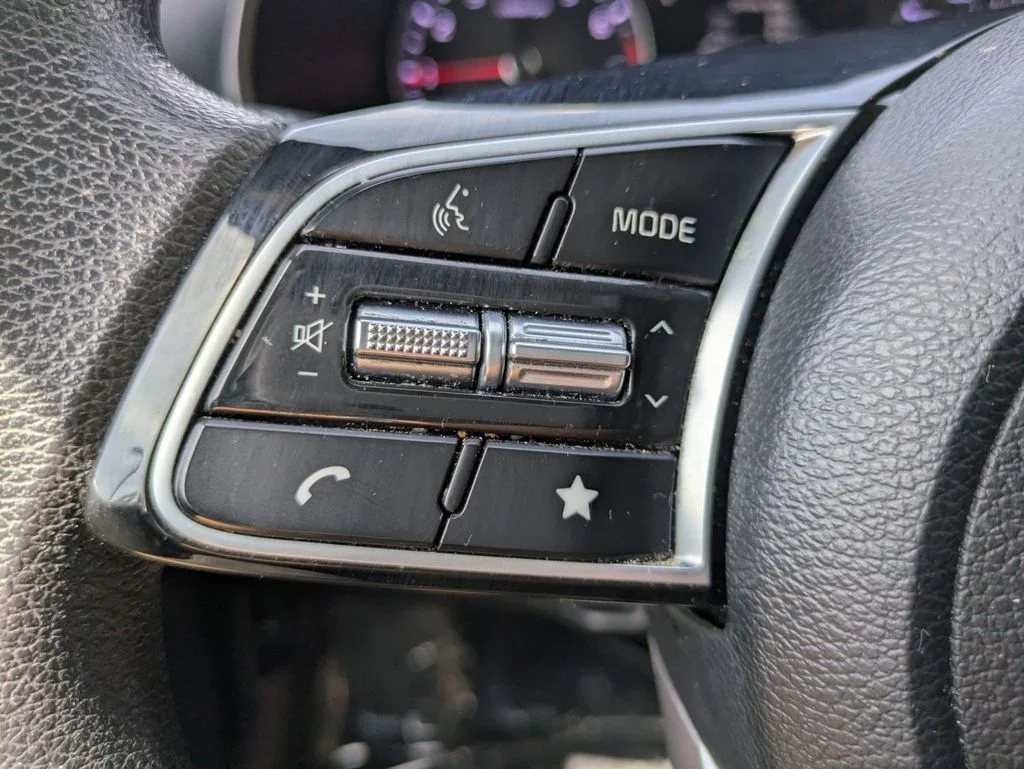 Used 2023 Gray Kia LXS image 15