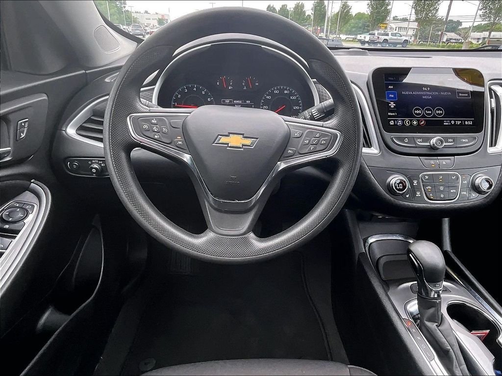 Used 2024 Red Chevrolet LT image 17