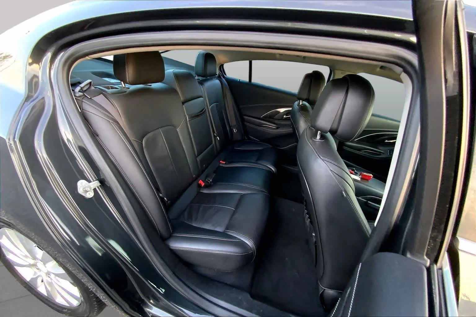 Used 2014 Smoky Gray Metallic Buick Leather image 17