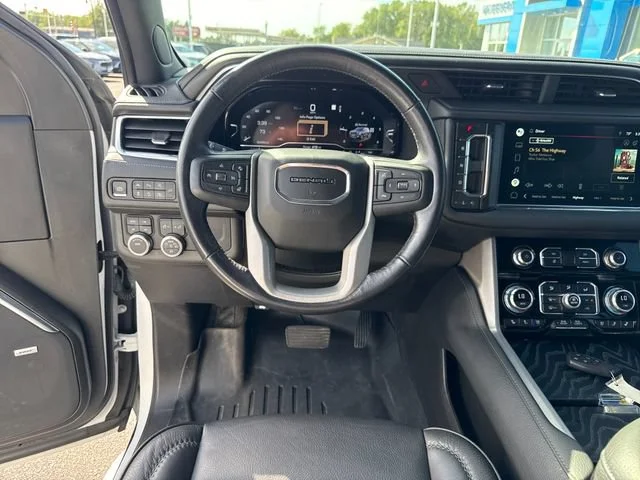Used 2022 SUMMIT WHITE GMC Denali image 16