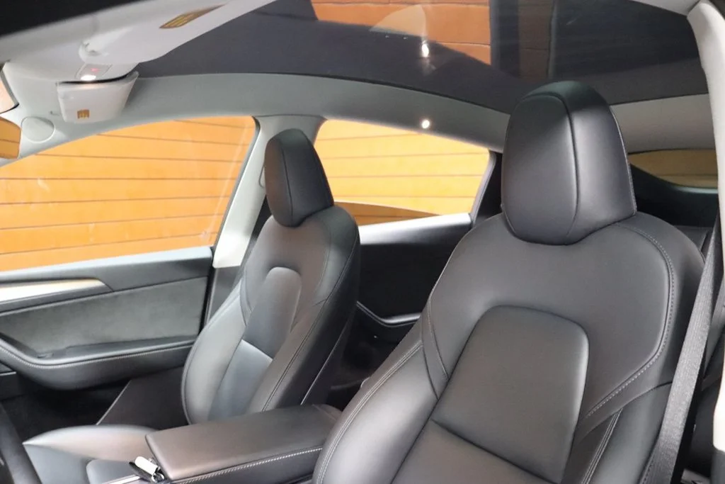 Used 2023 Solid Black Tesla Long Range image 32