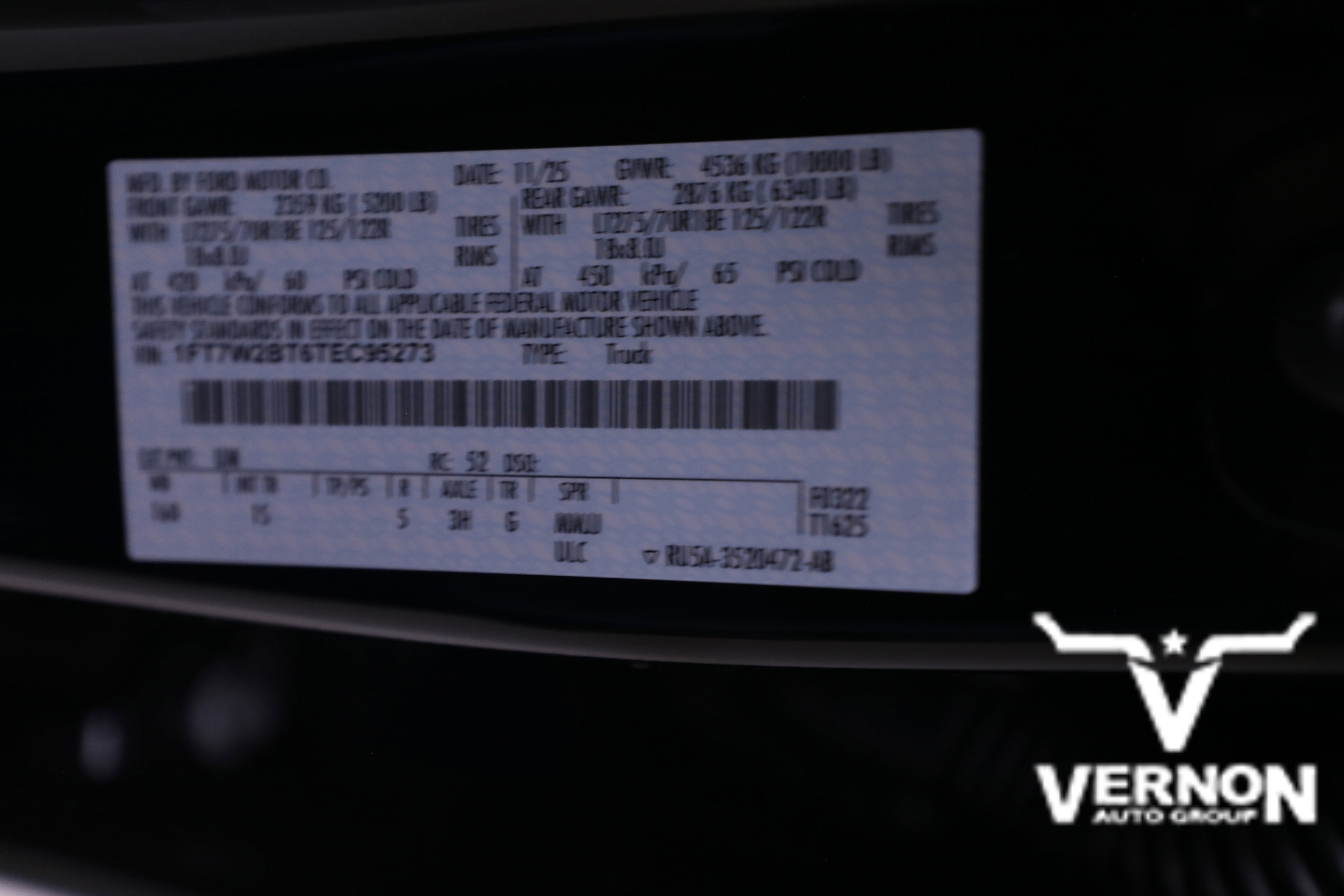 New 2026 Agate Black Metallic Ford  image 35