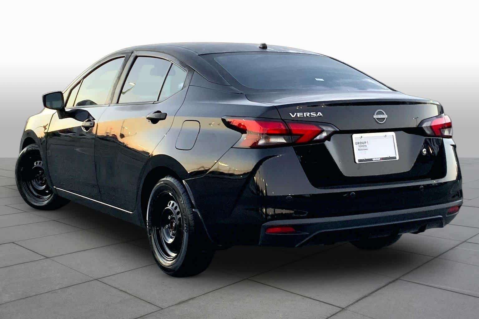 Used 2023 Super Black Nissan S image 7