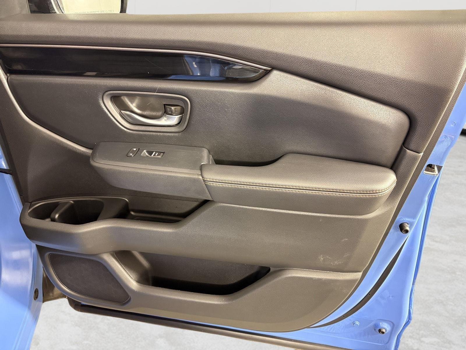 Used 2024 Diffused Sky Blue Pearl Honda TrailSport image 24