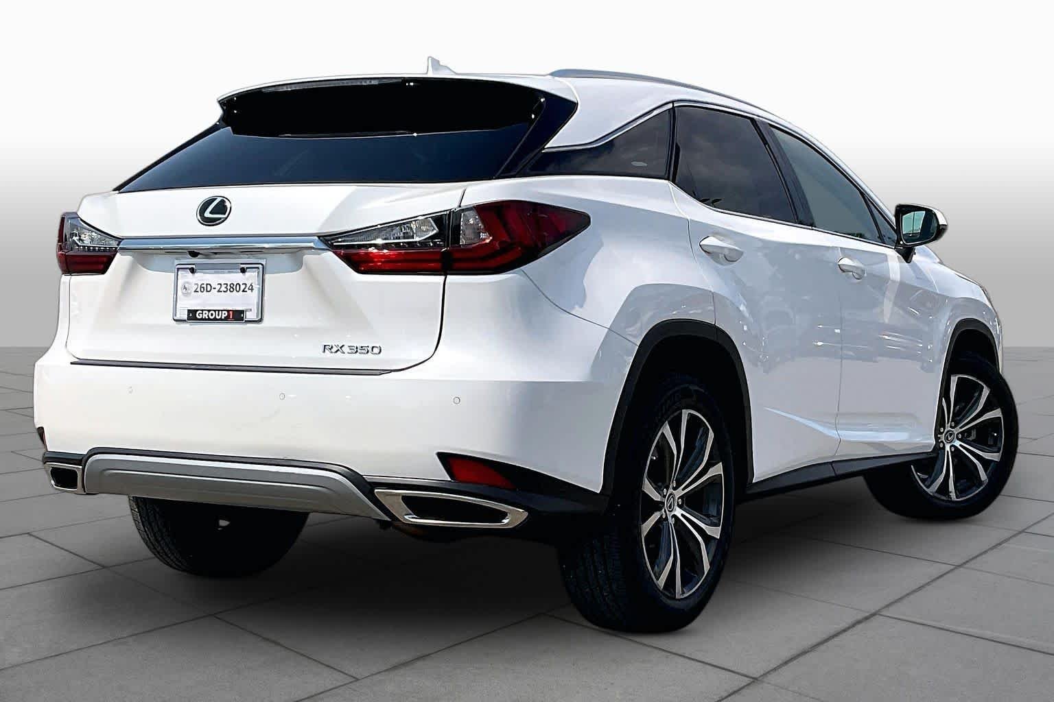 Used 2022 Eminent White Pearl Lexus  image 12