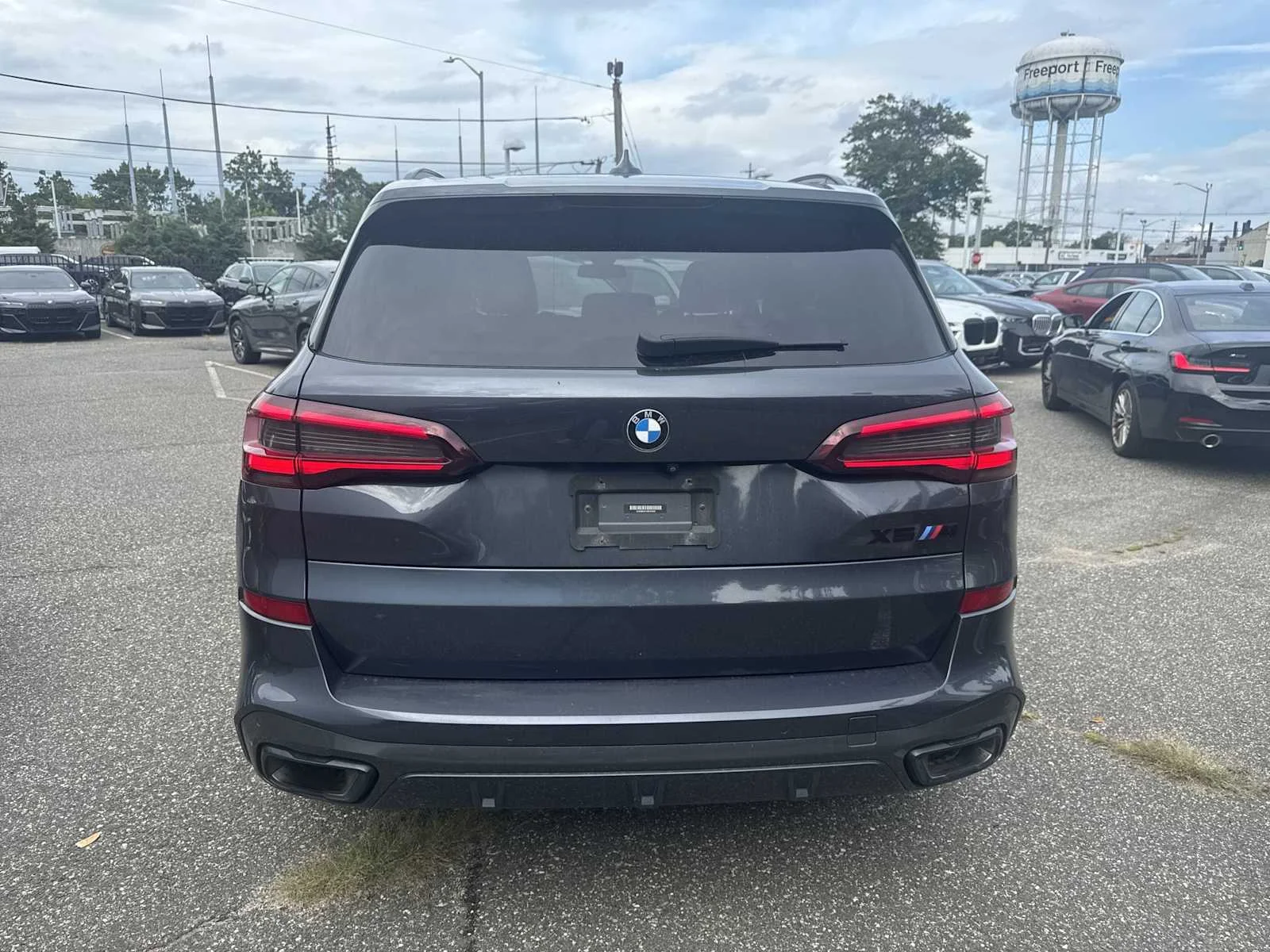 Used 2021 Arctic Grey Metallic BMW xDrive40i image 7