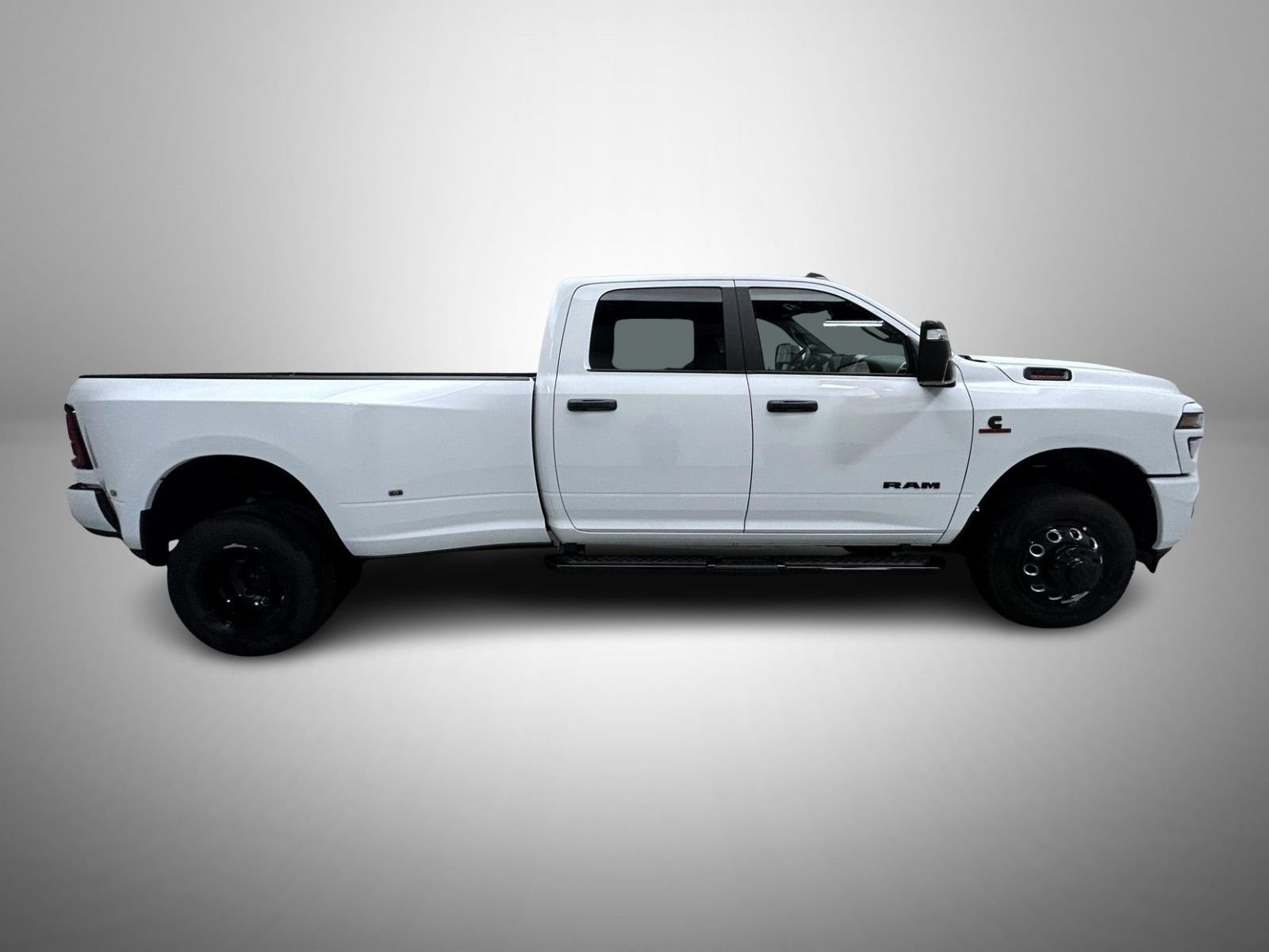 New 2026 Bright White Clear-Coat Exterior Paint RAM Big Horn image 4