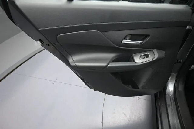 Used 2026 Gray Nissan SR image 10