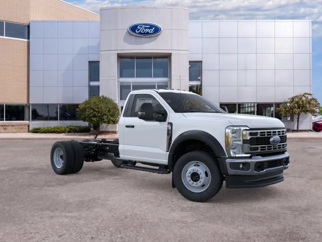 New 2025 Oxford White Ford XL image 7