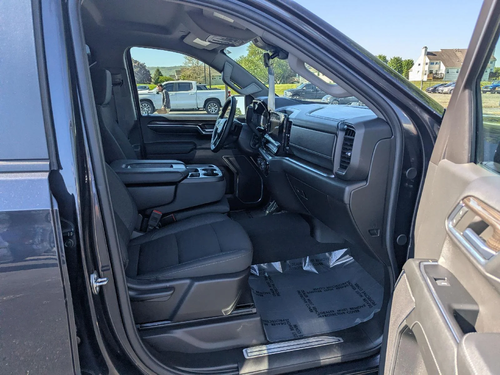 2024 Chevrolet Silverado 1500 LT - Photo 30