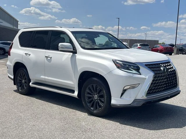 Used 2021  Lexus 460 Luxury image 15