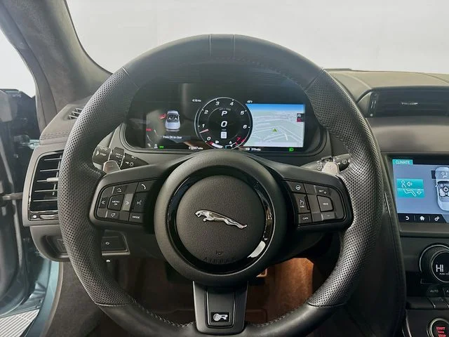 2024 Jaguar F-Type R75 - Photo 12