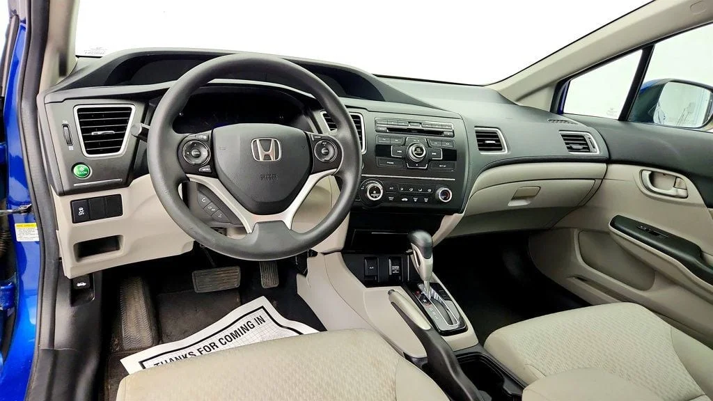 Used 2015 Dyno Blue Pearl Honda 4dr CVT LX image 12