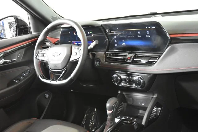 Used 2025 Black Chevrolet RS image 37