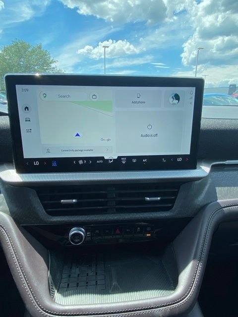 Used 2025 Carbonized Gray Metallic Ford Platinum image 8