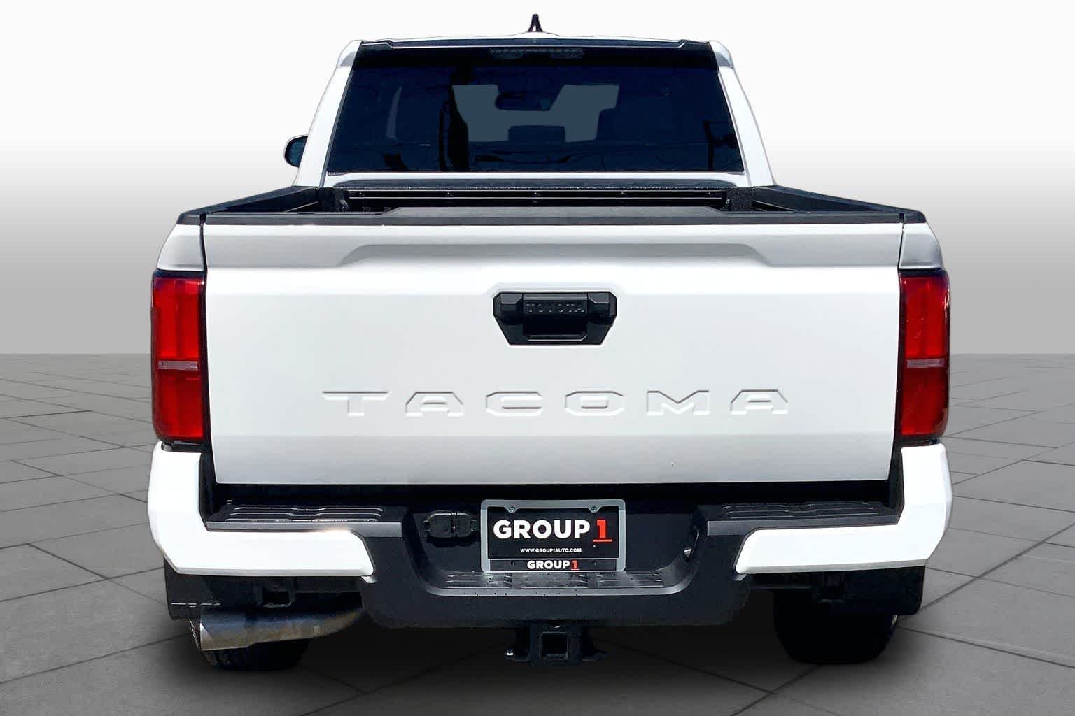 New 2026 Ice Cap Toyota SR5 image 4