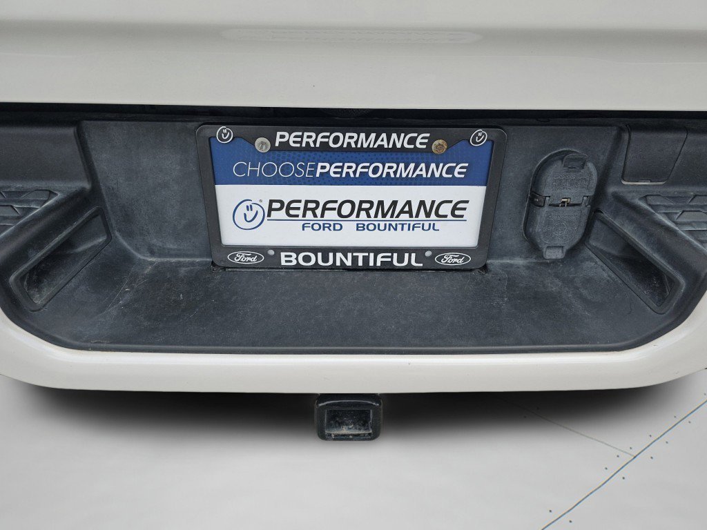 Used 2022 Ivory White Tri-Coat Pearlcoat Ram Limited image 29