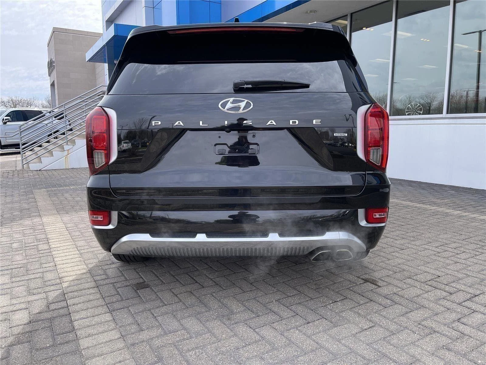 Used 2021 Black Hyundai Calligraphy image 4