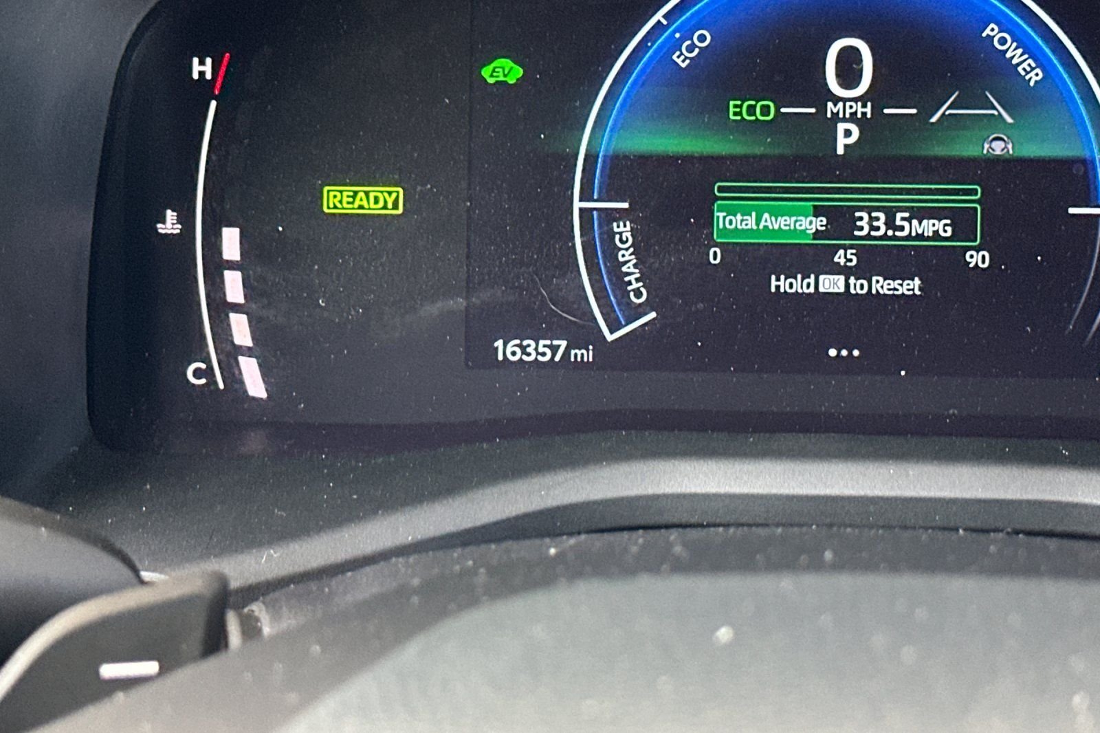 Used 2025  Toyota SE image 24