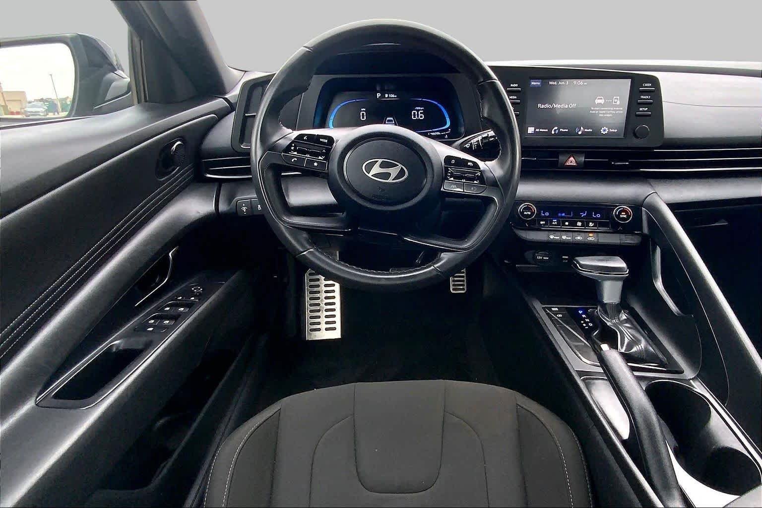 Used 2025 Ecotronic Gray Hyundai SEL Sport image 6